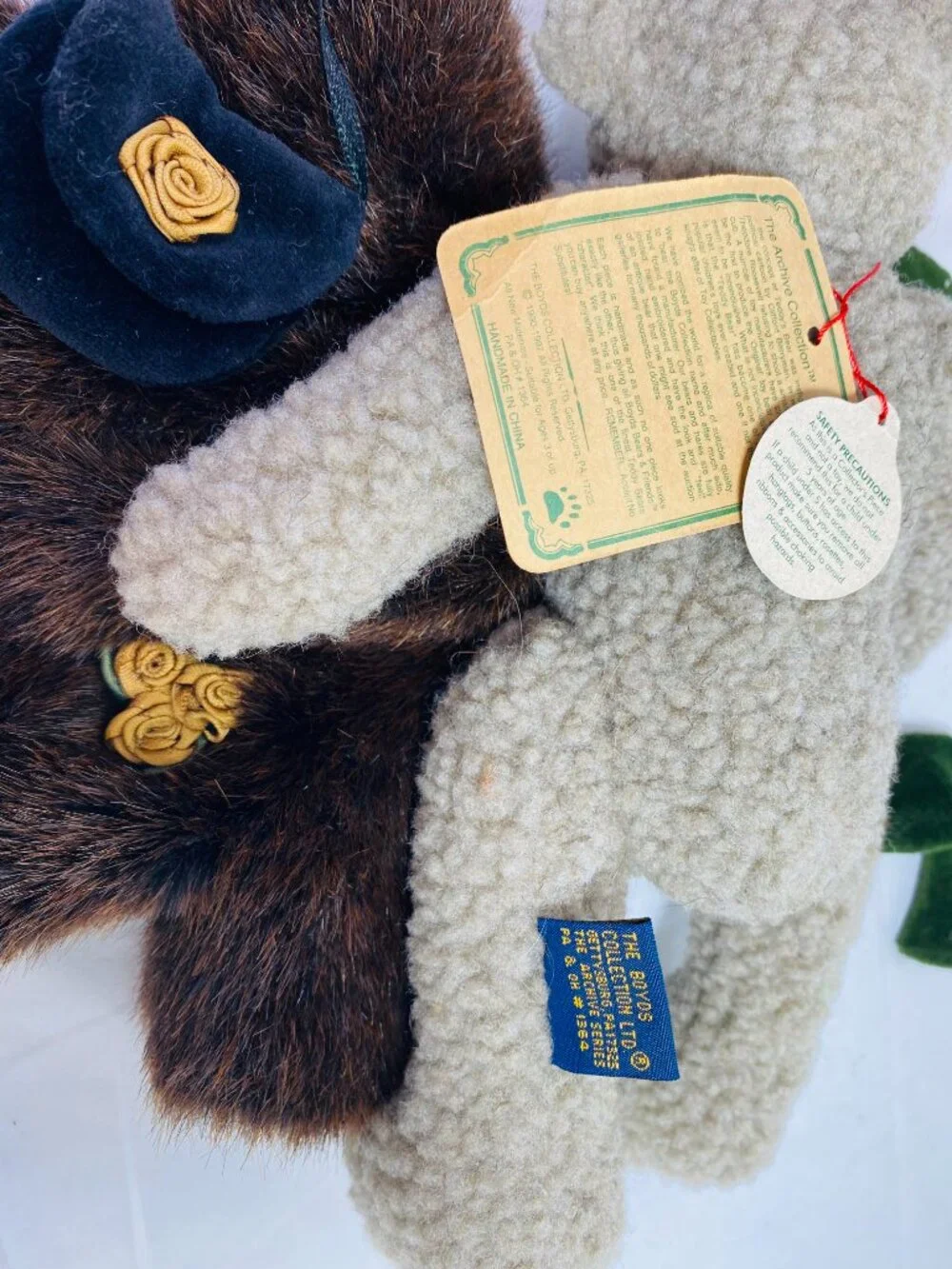 VNTG Boyd's Bear Aunt Bessie Skidoo Curly Fur Faux Fur Coat Velvet Scarf & Purse
